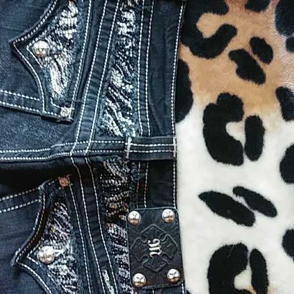 Miss Me Jeans - Picture 2 of 4